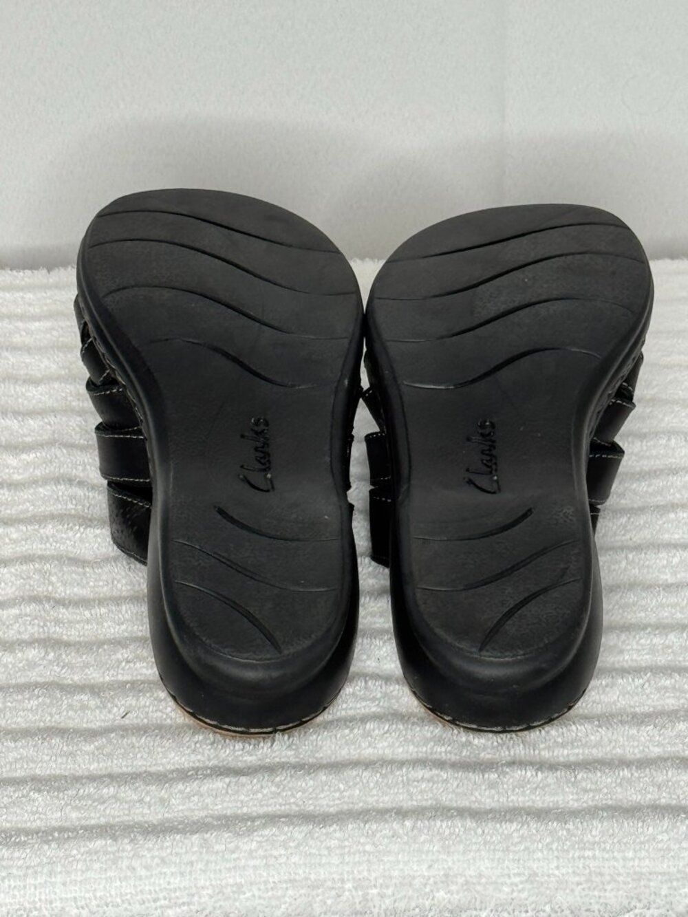 Collections by Clarks black slip on sandals - Picture 7 of 8